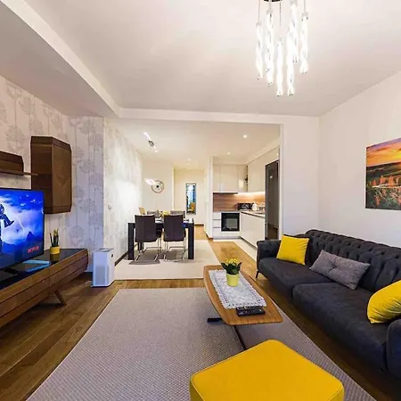 Elegant Bw Two Bedroom Apartment-promenade View