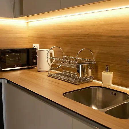 Elegant Bw Two Bedroom Apartment-promenade View