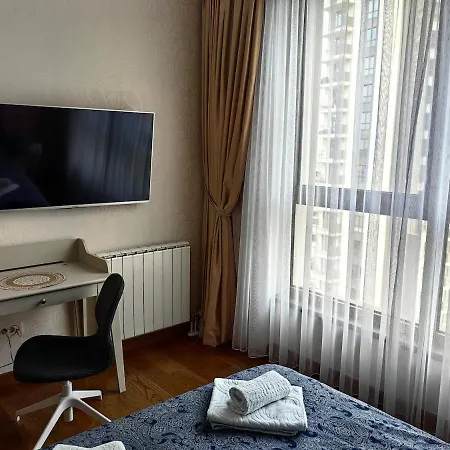 Elegant Bw Two Bedroom Apartment-promenade View *