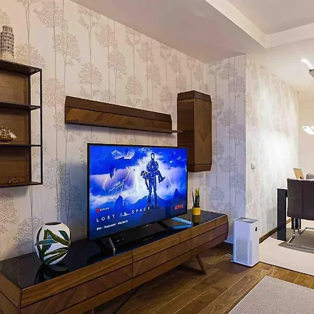 Elegant Bw Two Bedroom Apartment-promenade View Belgrade