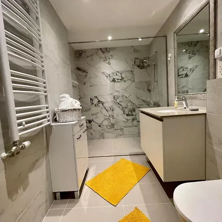 Elegant Bw Two Bedroom Apartment-promenade View Belgrade